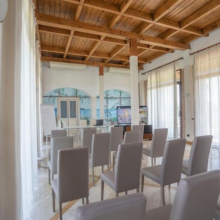 לאגו פטרייה Hotel Tempio מראה חיצוני תמונה