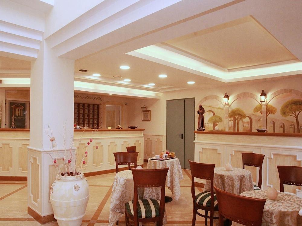 לאגו פטרייה Hotel Tempio מראה חיצוני תמונה