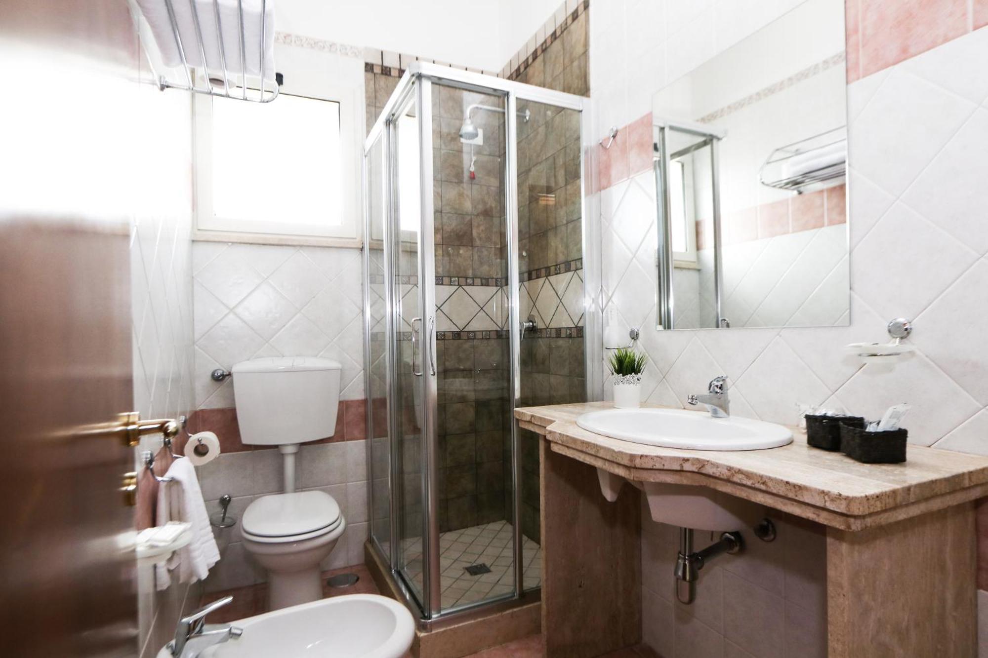 לאגו פטרייה Hotel Tempio מראה חיצוני תמונה