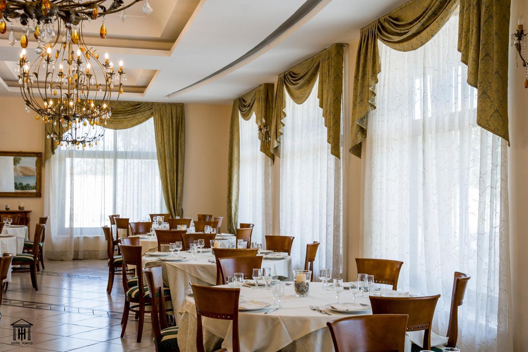לאגו פטרייה Hotel Tempio מראה חיצוני תמונה